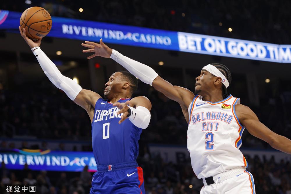 他以强大的 他以强大的